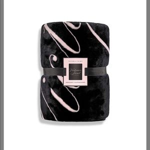 Victoria secret pink blanket